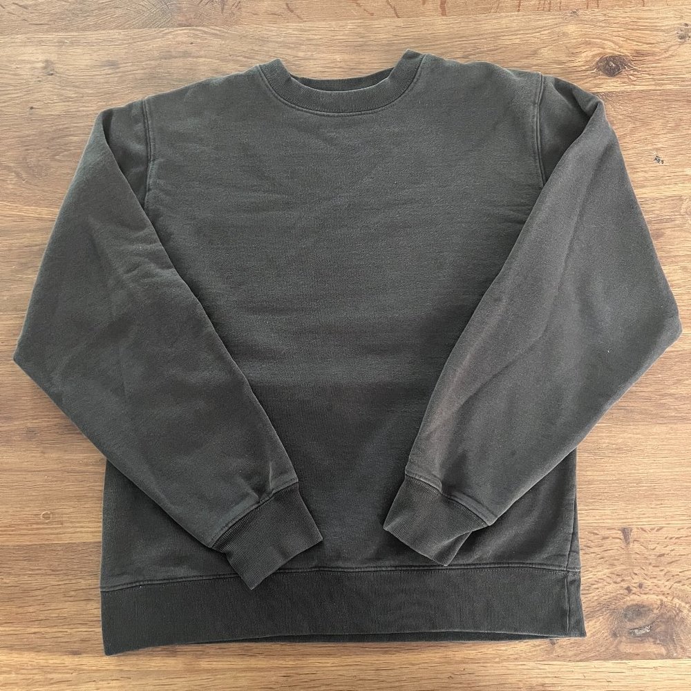 Brandy Melville Black Crewneck Sweatshirt